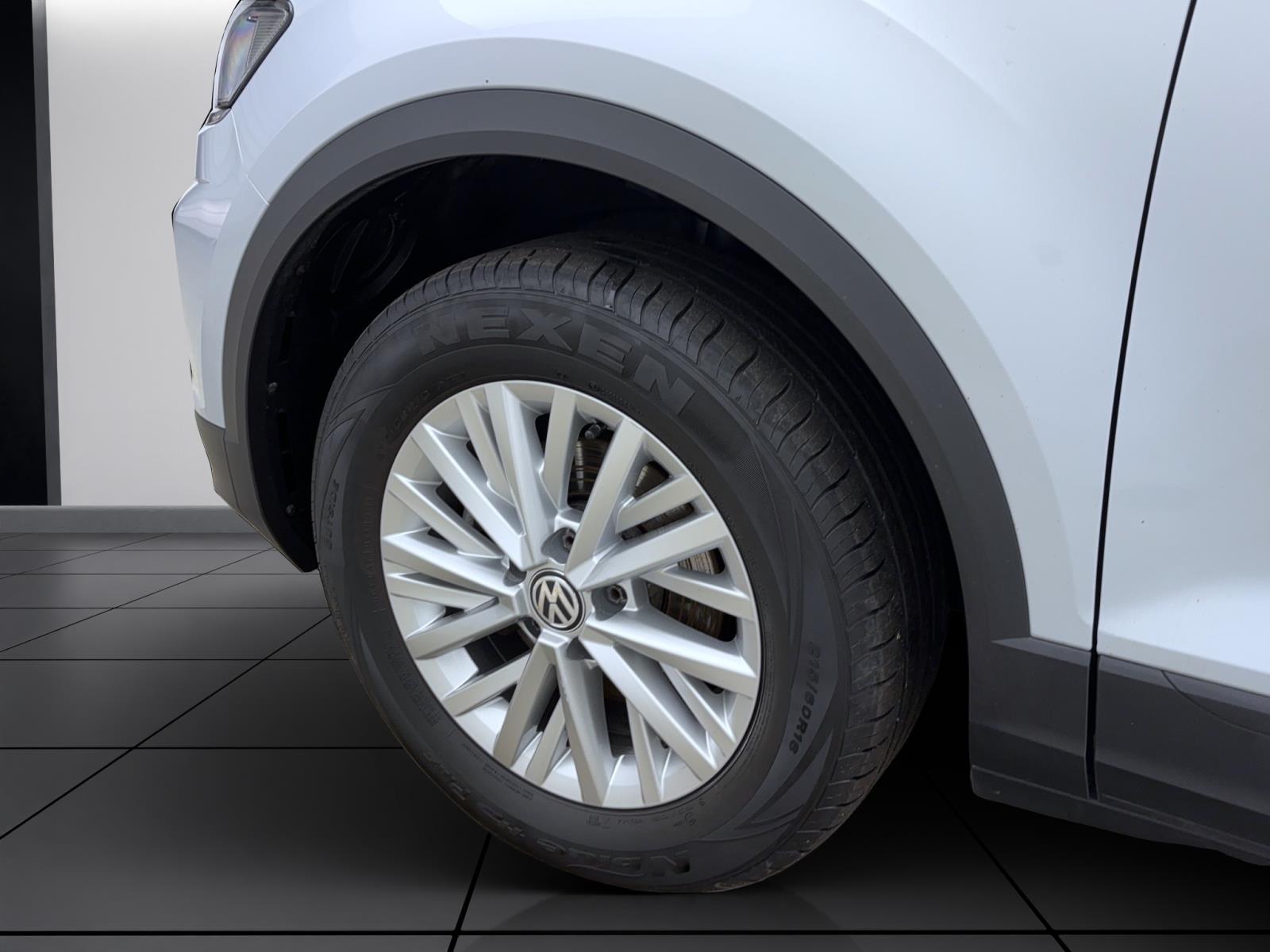 Volkswagen T-Roc 1.0 TSI Navi Sitzhzg LaneAssist FrontAssist