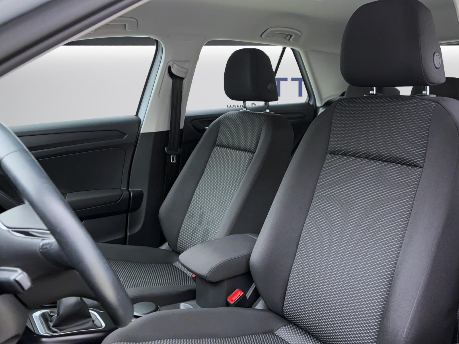 Volkswagen T-Roc 1.0 TSI Navi Sitzhzg LaneAssist FrontAssist