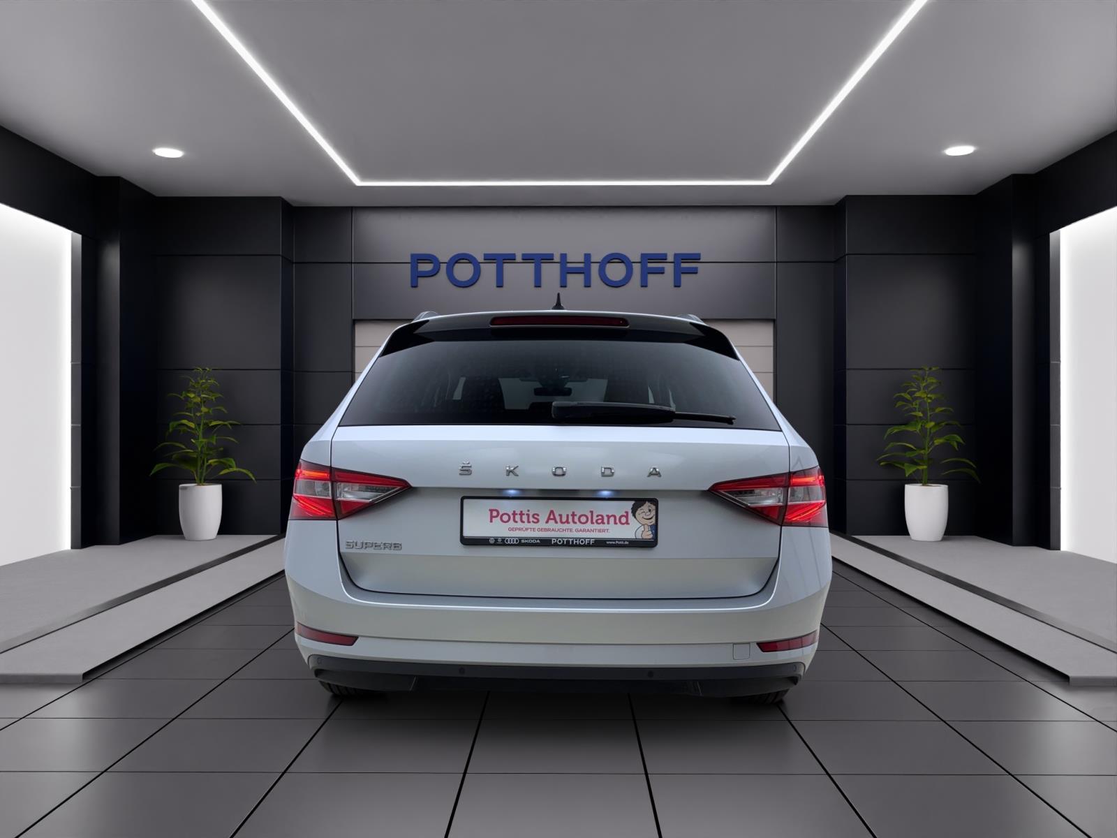 Skoda Superb Combi 1.5 TSI DSG AMBITION NAVI SITZHZG LED