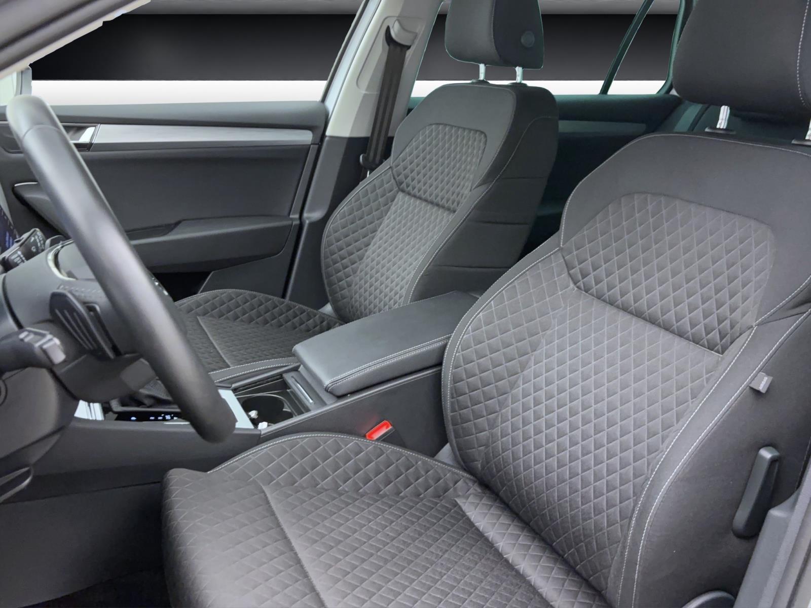 Skoda Superb Combi 1.5 TSI DSG AMBITION NAVI SITZHZG LED