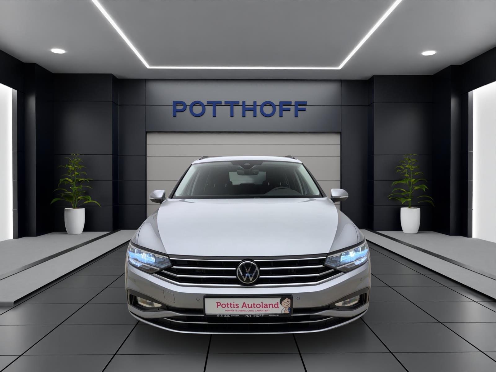Volkswagen Passat Variant 1.5 TSI DSG BUSINESS AHK NAVI ACC LED