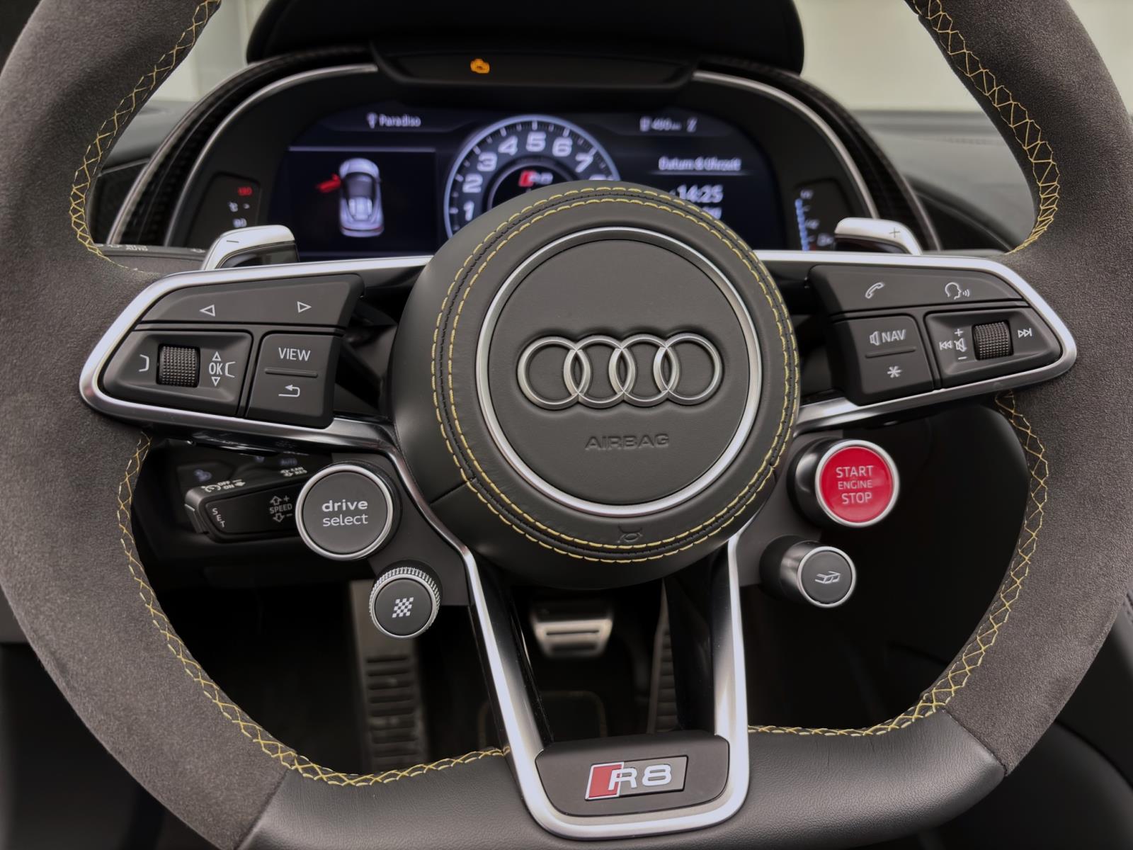 Audi R8 Spyder V10 PERFORMANCE DYNAMIKLENKUNG LEDER BuO KAMERA