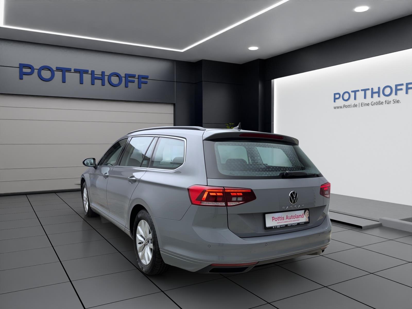 Volkswagen Passat Variant 1.5 TSI DSG BusinessNavi LED ACC TravelAssist RearView