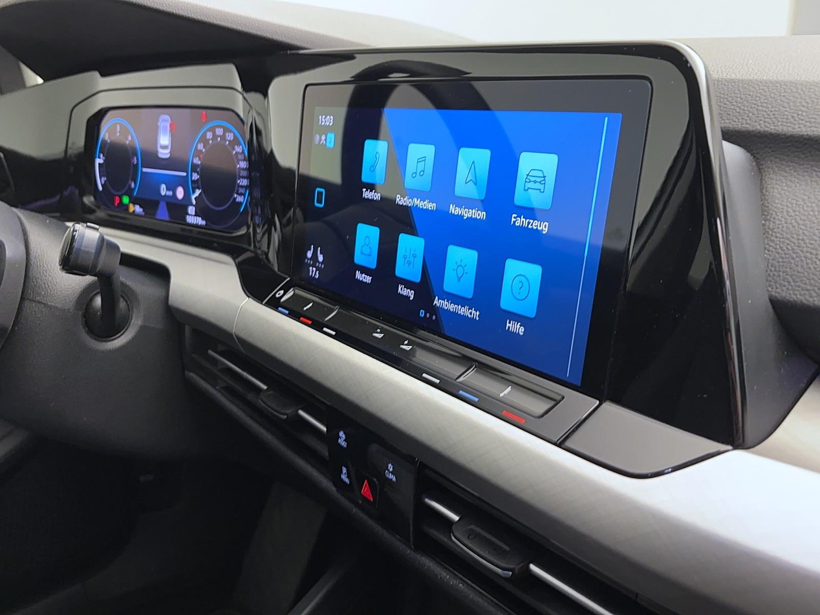 Volkswagen Golf Variant 8 2.0 TDI DSG Life PDC Kamera LED Navi AppConnect Winter