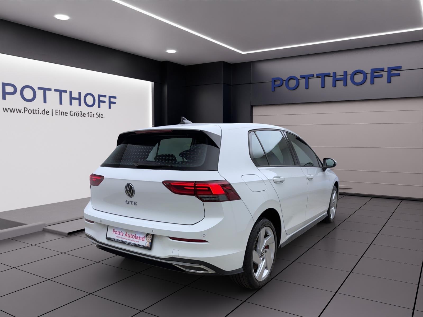 Volkswagen Golf 8 1.4 TSI eHybrid DSG GTE Navi LED+ LaneAssist FrontASsist