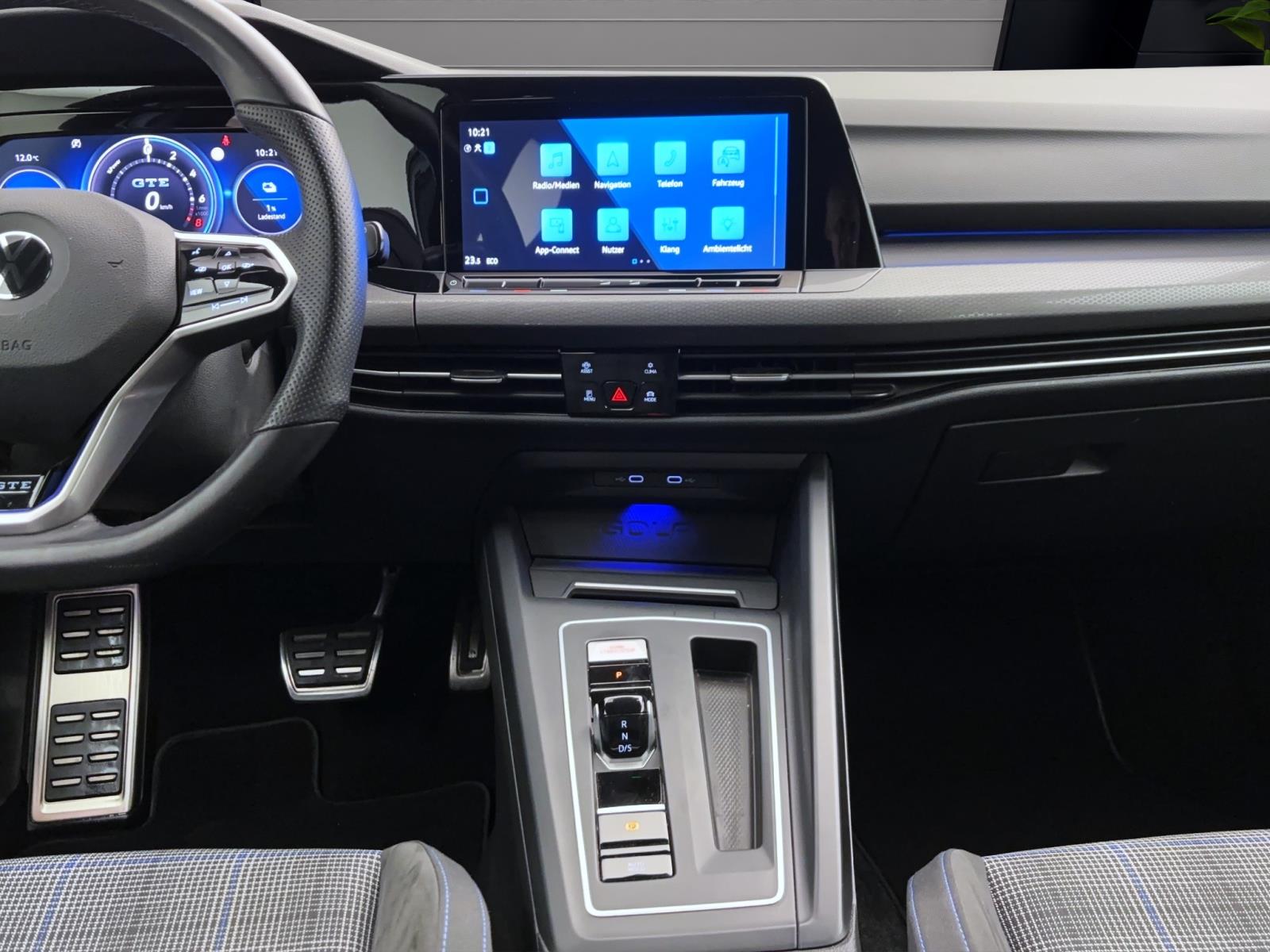 Volkswagen Golf 8 1.4 TSI eHybrid DSG GTE Navi LED+ LaneAssist FrontASsist