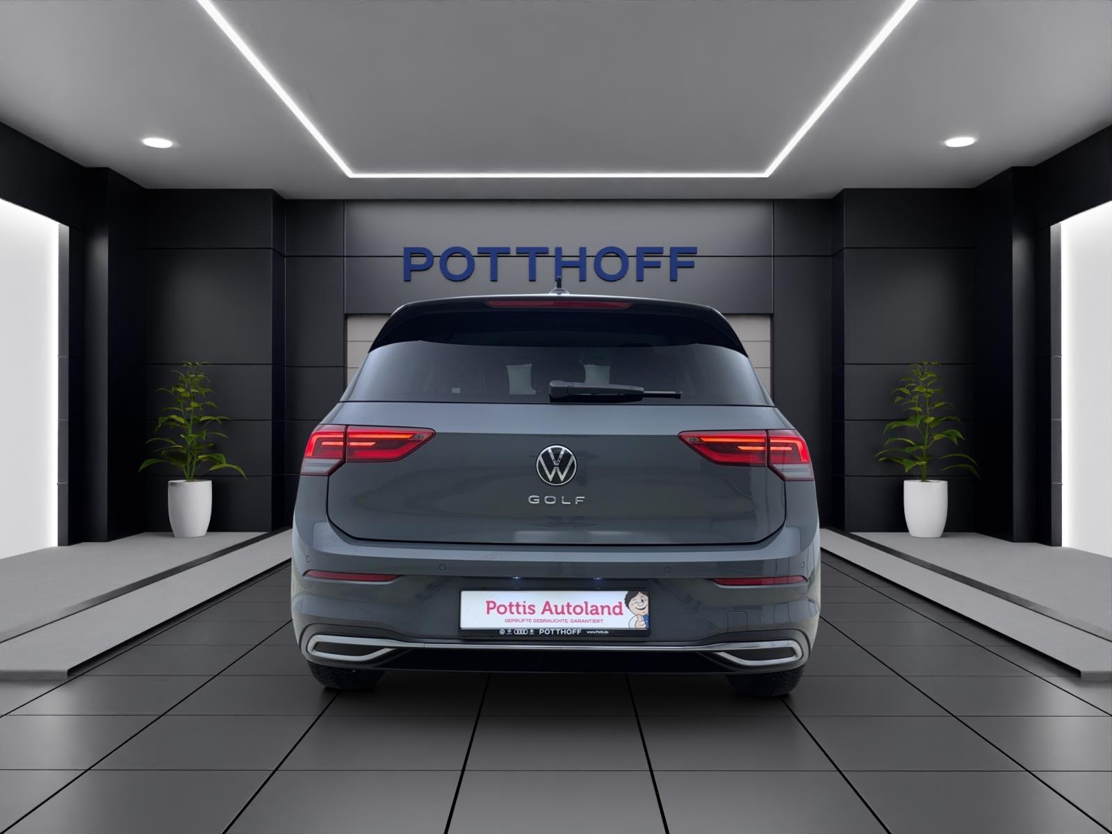 Volkswagen Golf 8 1.5 TSI ActiveStandhzg IQ.Drive LED+ Navi