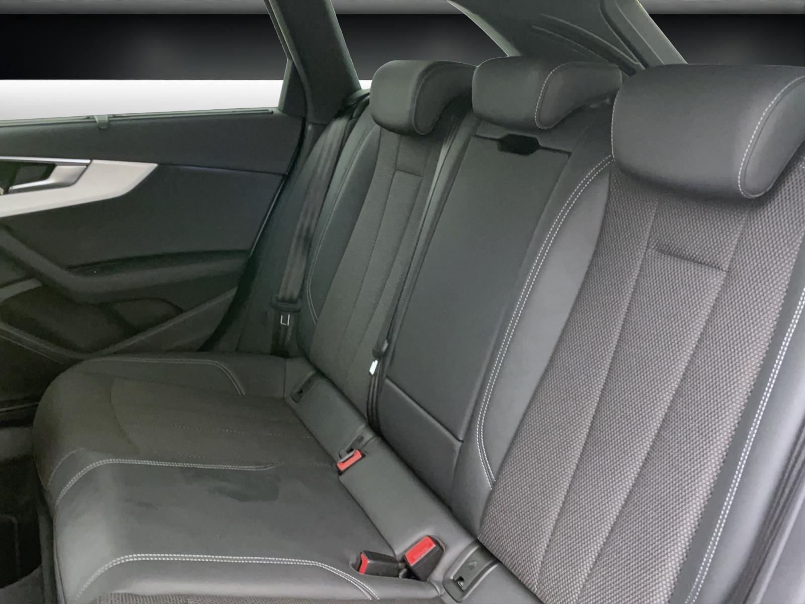Audi A4 Avant 40 TDi S-lineAHK Standhzg ACC TopView LED Navi