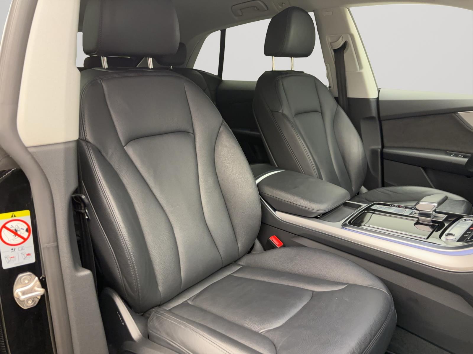 Audi Q8 45 TDi q. LED Leder ACC ParkAssist Sitzhzg