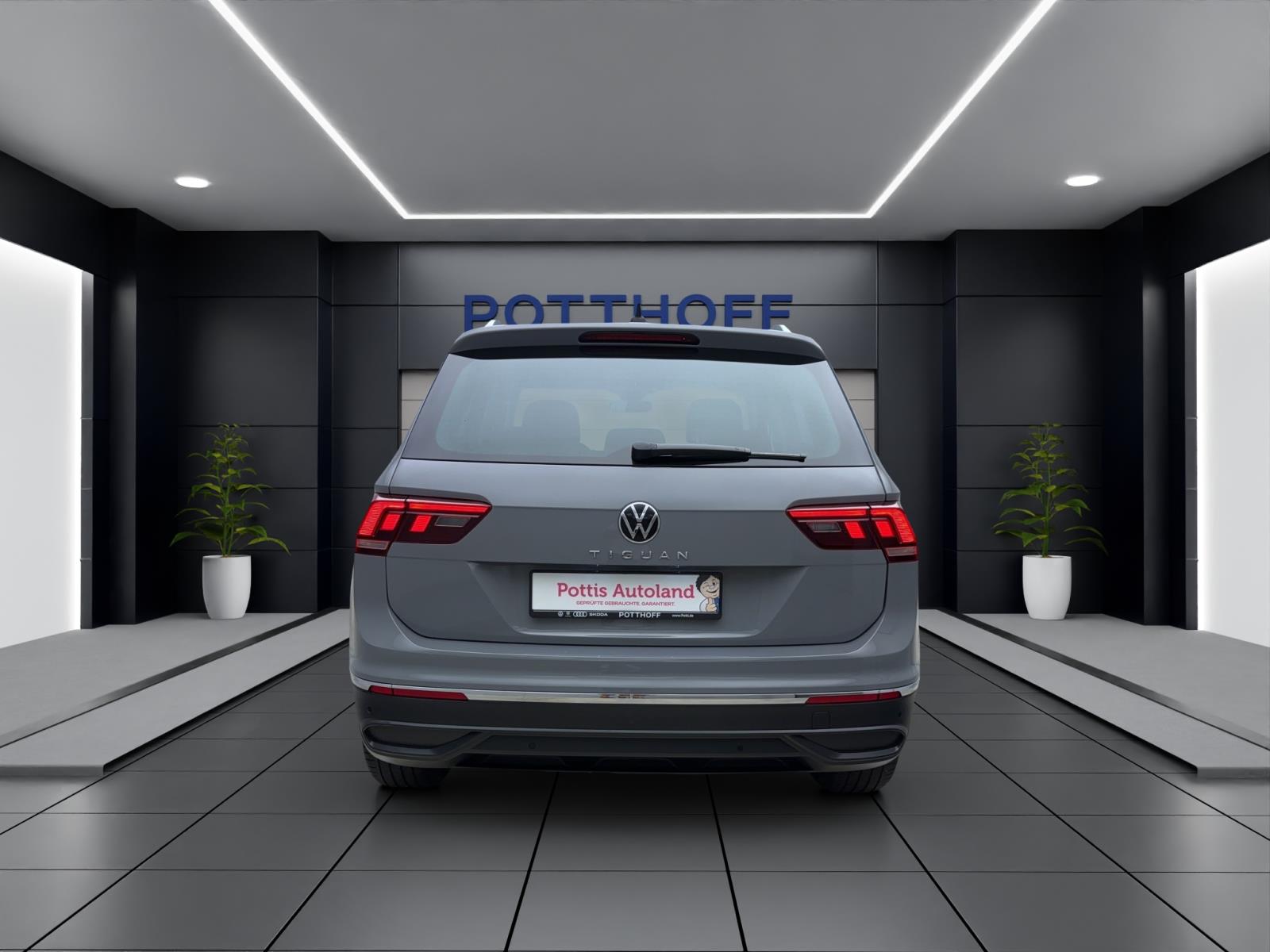 Volkswagen Tiguan 2.0 TDI DSG Life 4Motion Navi AHK LED ACC Sitzhzg