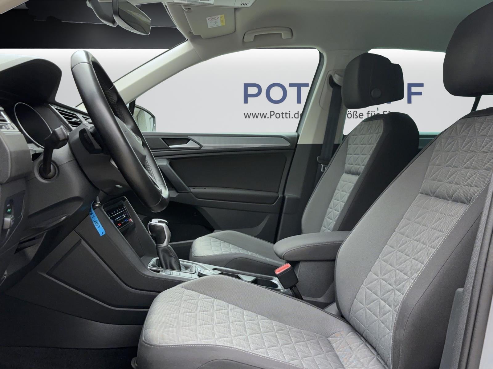 Volkswagen Tiguan 2.0 TDI DSG Life 4Motion Navi AHK LED ACC Sitzhzg