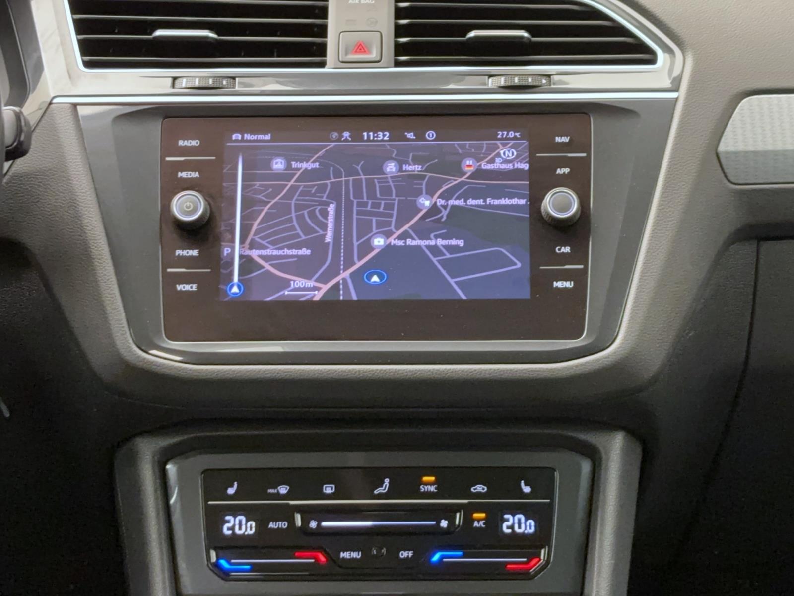 Volkswagen Tiguan 2.0 TDI DSG Life 4Motion Navi AHK LED ACC Sitzhzg