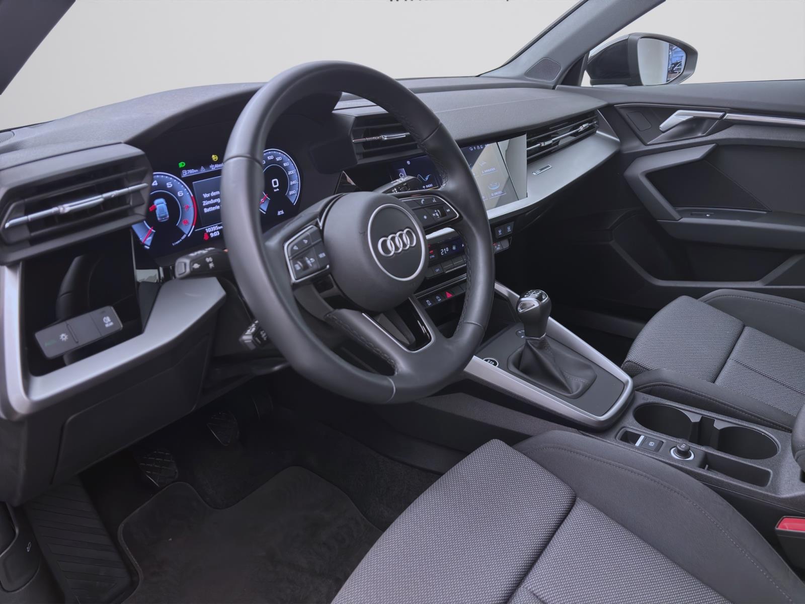 Audi A3 Sportback 35 TFSI NAVI+ SPORTSITZE DAB+