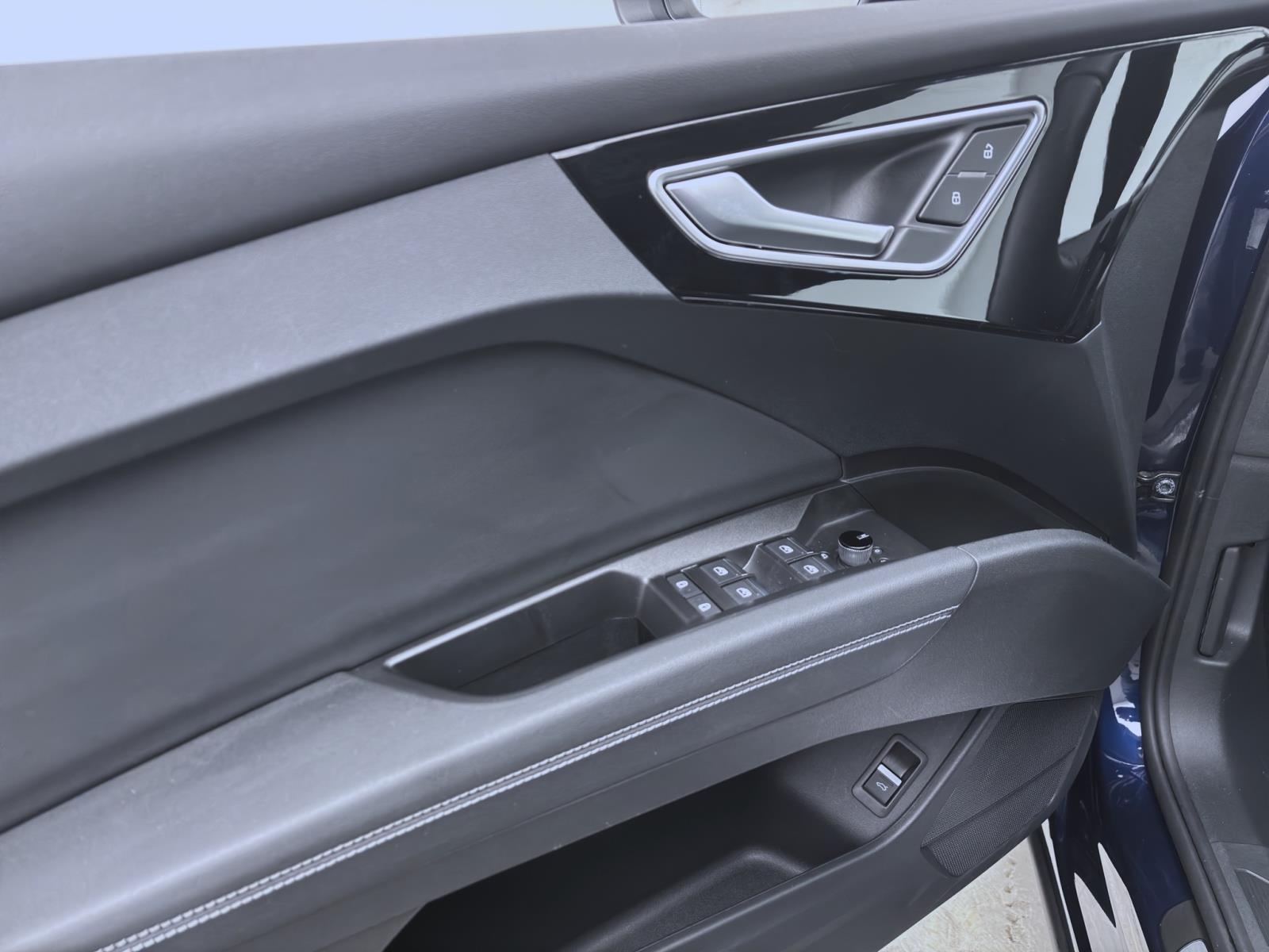 Audi Q4 e-tron 40 NAVI+ KAMERA LED SITZHZG