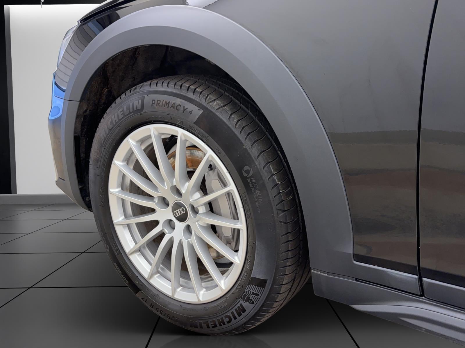 Audi A4 allroad 40 TDI q. PDC LED Navi Sitzhzg Tempo Klima