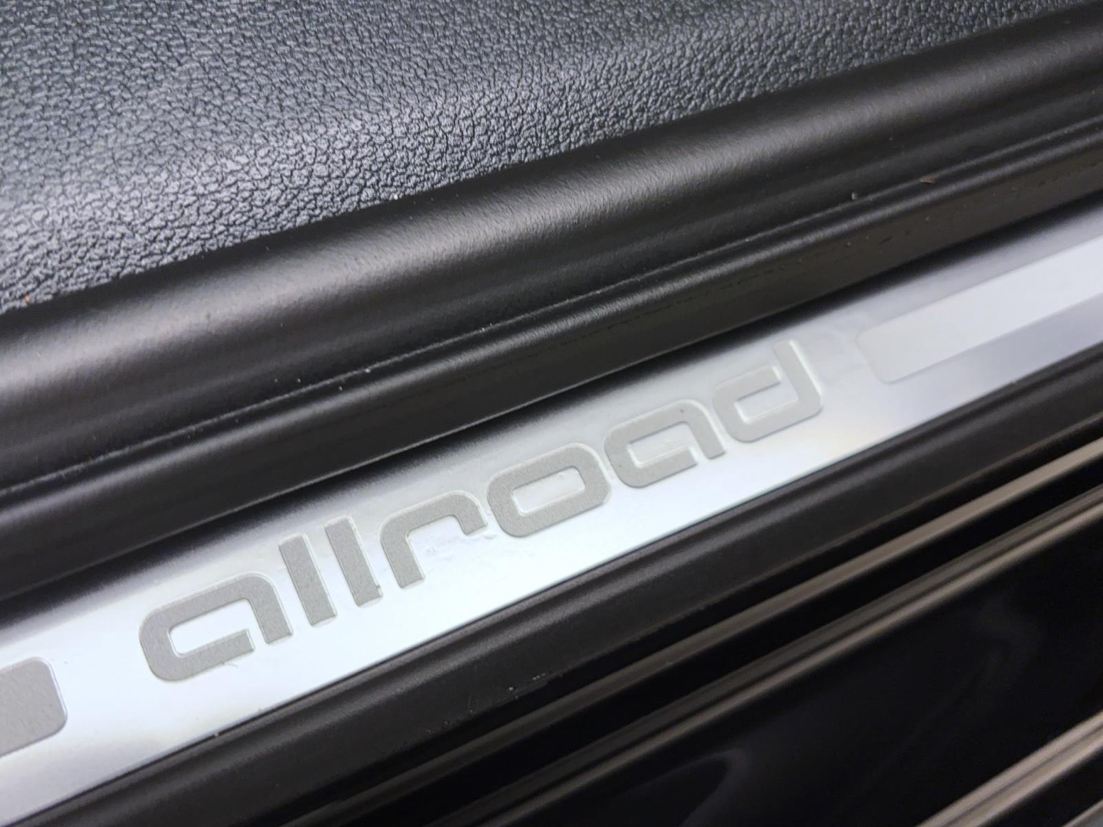 Audi A4 allroad 40 TDI q. PDC LED Navi Sitzhzg Tempo Klima