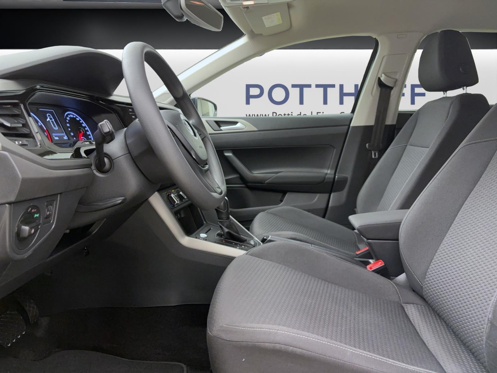 Volkswagen Polo 1.0 TSI DSG Comfortline Navi Sitzhzg Climatic FrontAssist