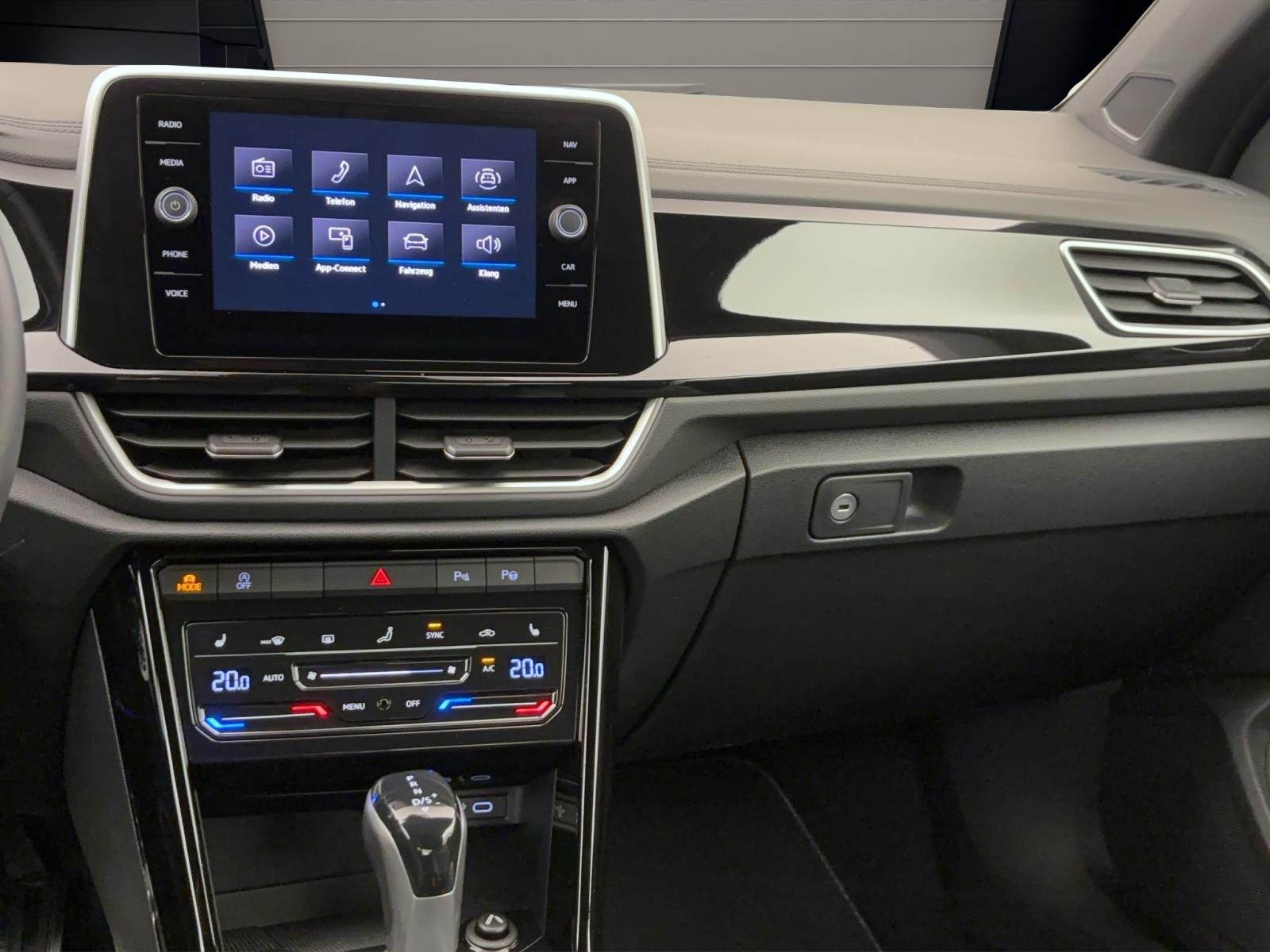 Volkswagen T-Roc Cabriolet 1.5 TSI DSG R-LineIQ.Drive AHK Navi LED+ SideAssist ACC