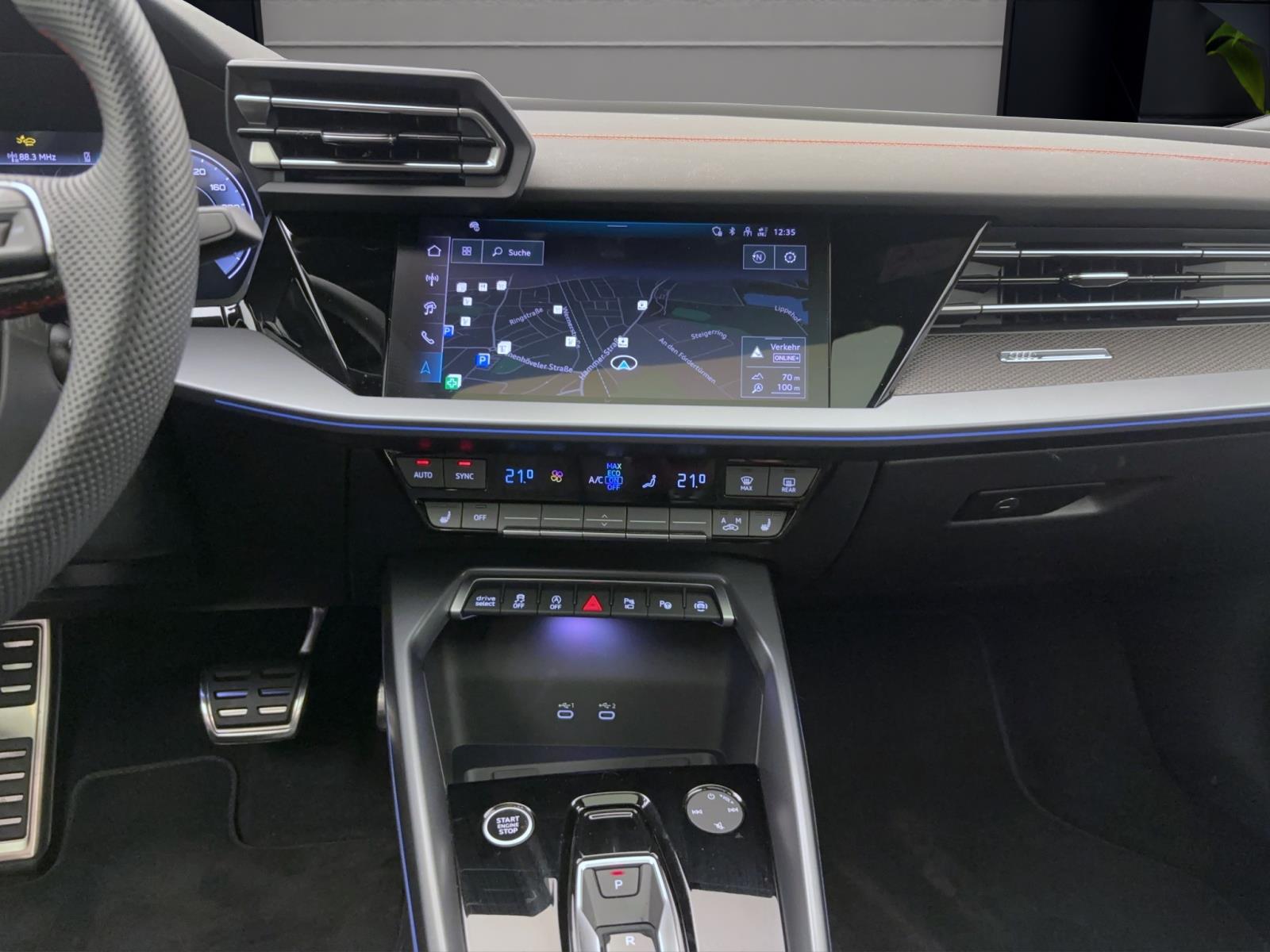 Audi A3 Sportback 35 TFSI S line Pano Matrix Kamera Navi Sonos HUD