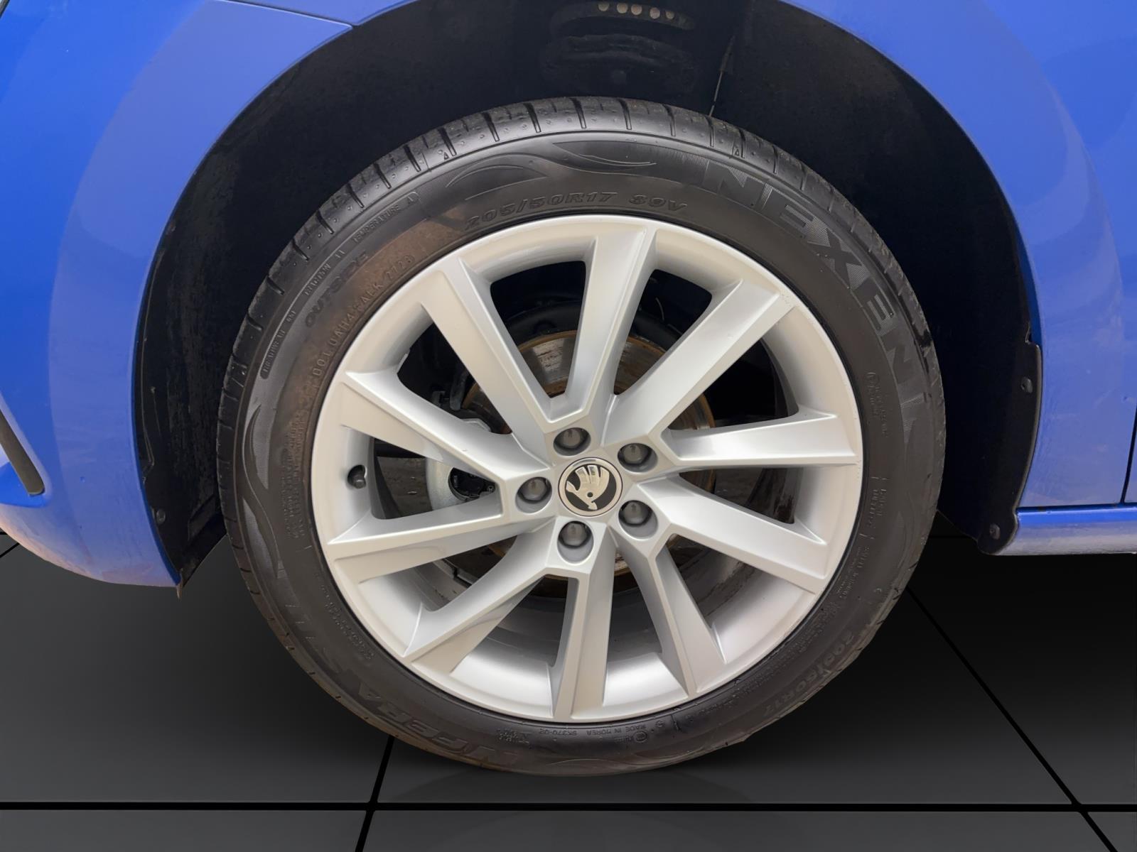 Skoda Scala 1.0 TSI Selection PDC LED SmartLink Sitzhzg Tempo Klima