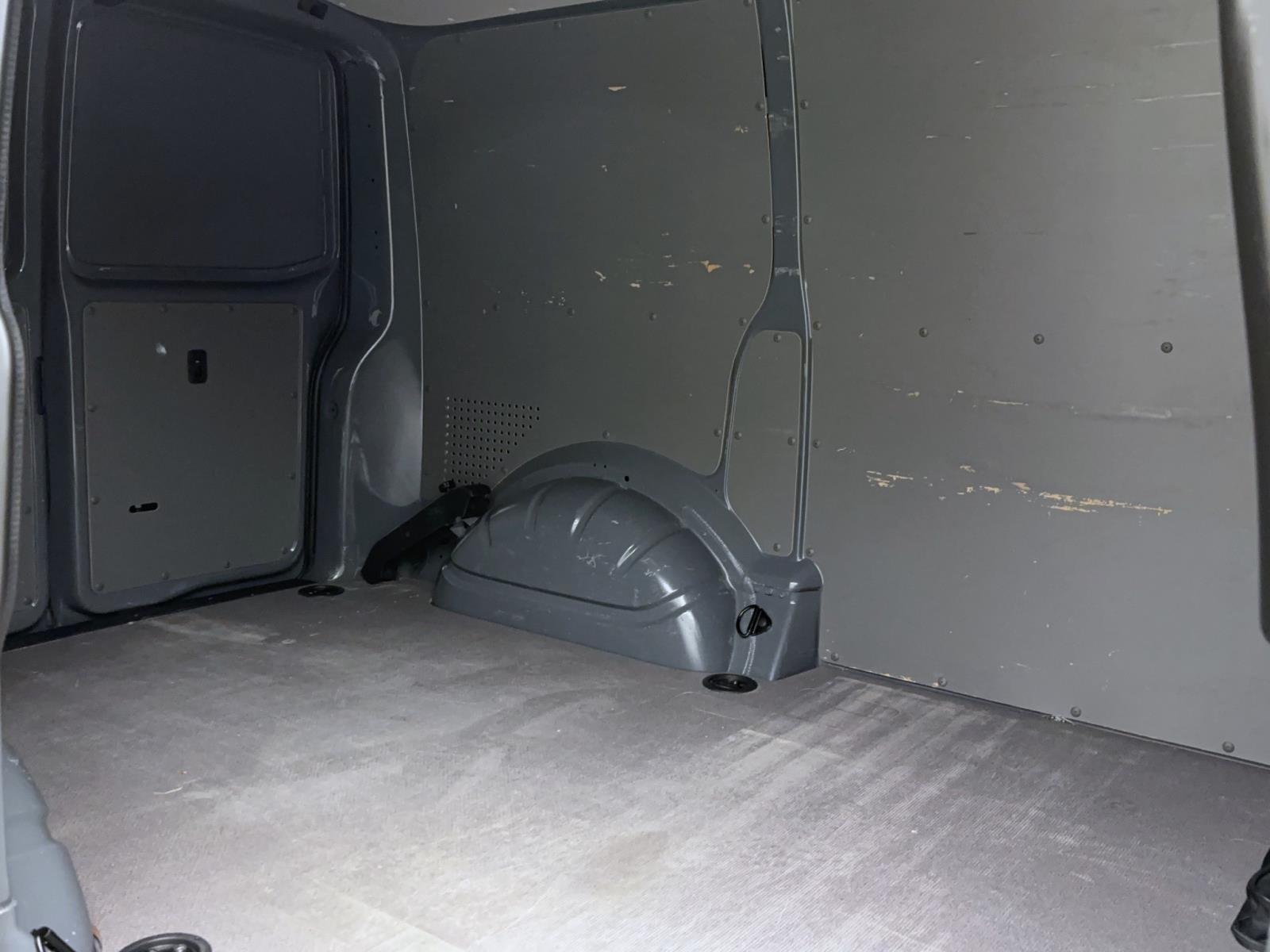 Volkswagen T6.1 Transporter Kasten 2,0 TDI Hecktüren/Kamera