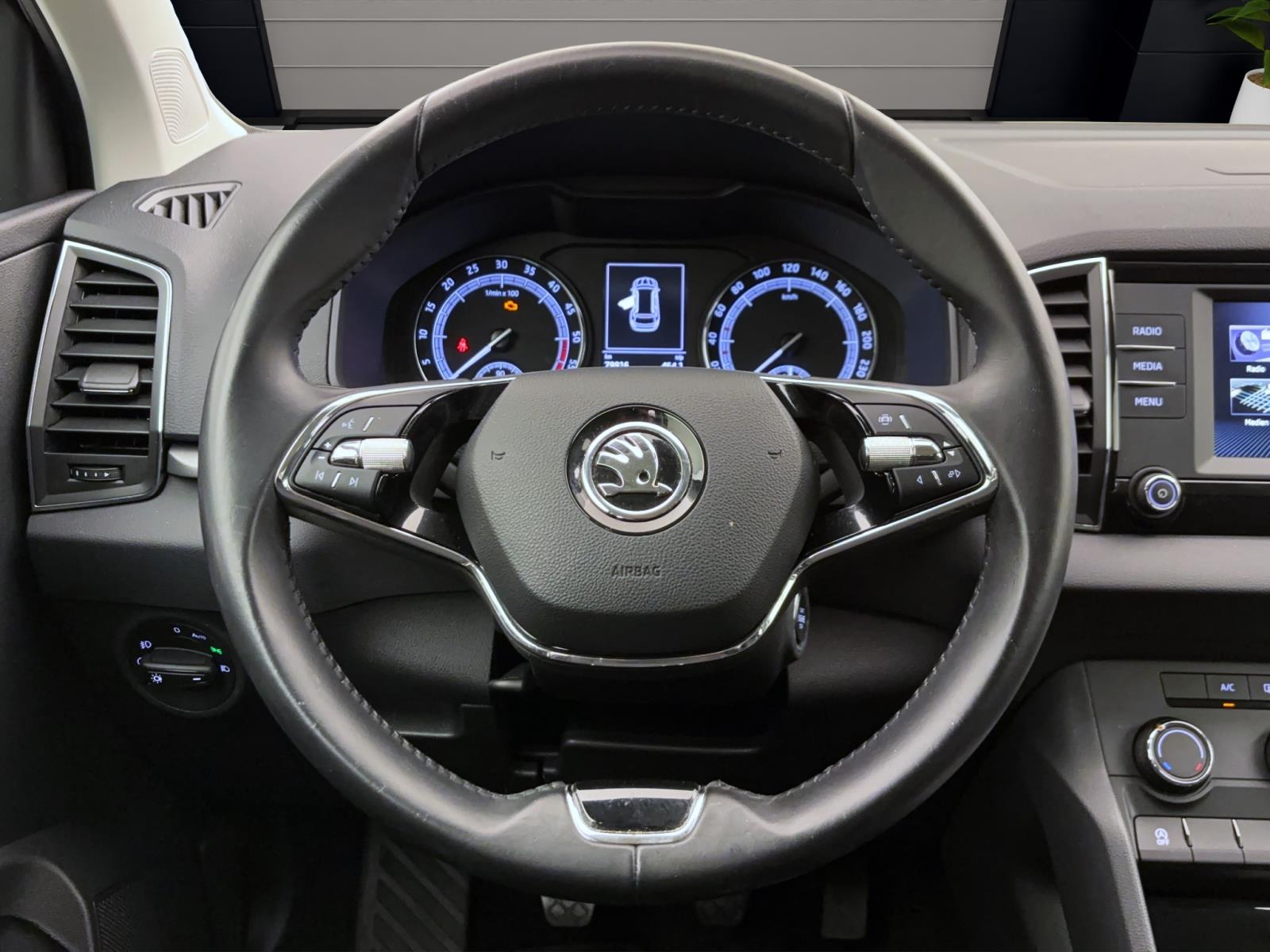 Skoda Karoq 2.0 TDI Ambition PDC GRA FrontAssist DAB+