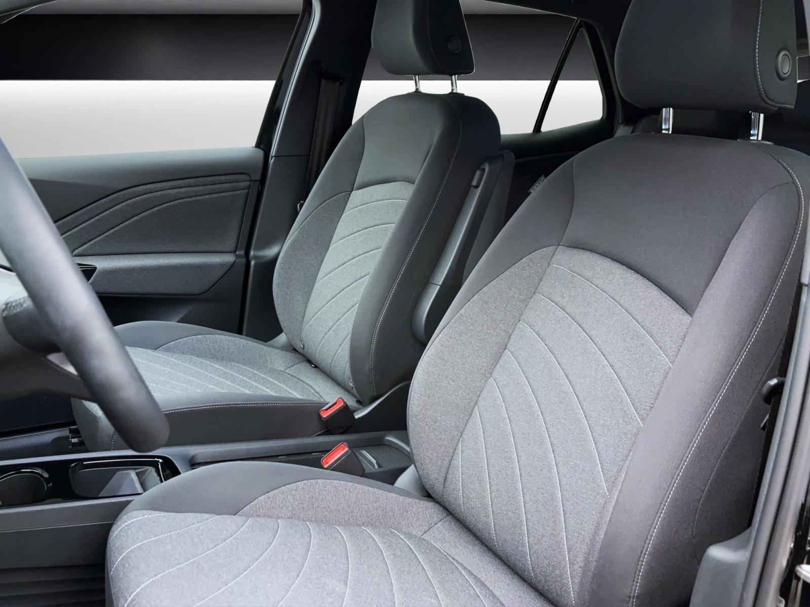 Volkswagen ID.3 ProAHK Wärmepumpe ACC Kamera IQ.Light