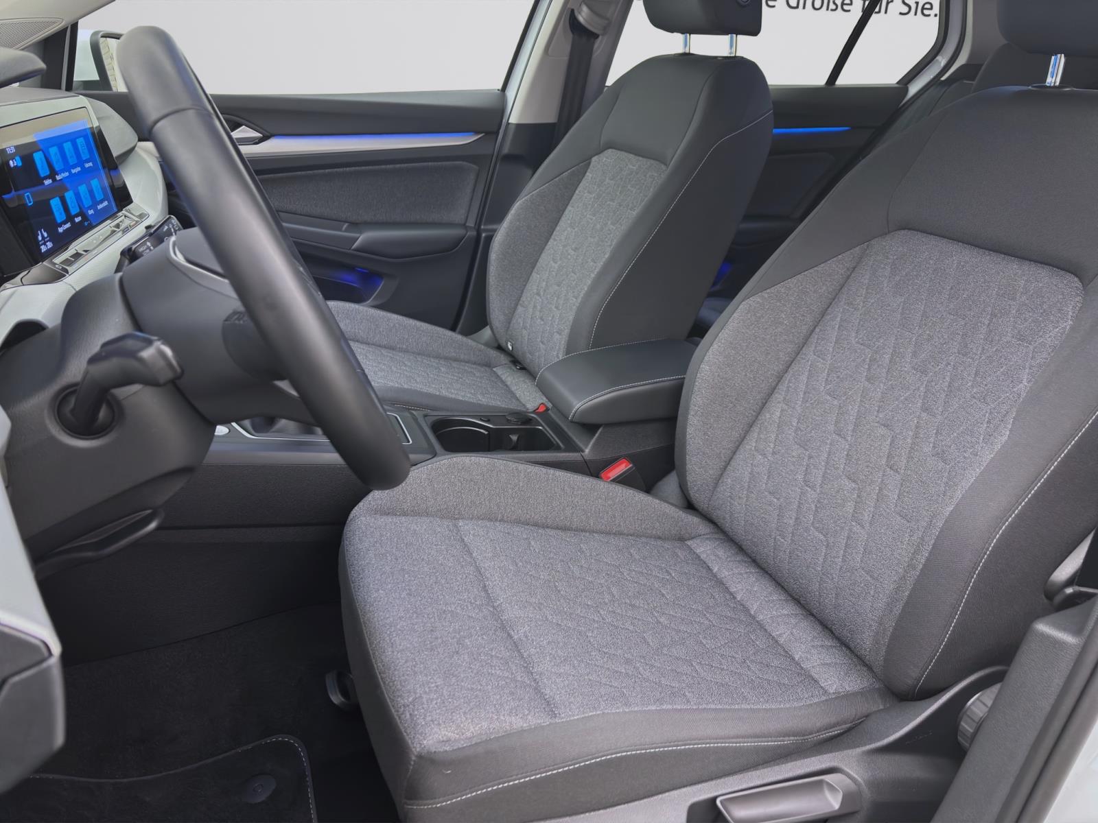 Volkswagen Golf 1.0 TSI Move AHK KAMERA LED GRA