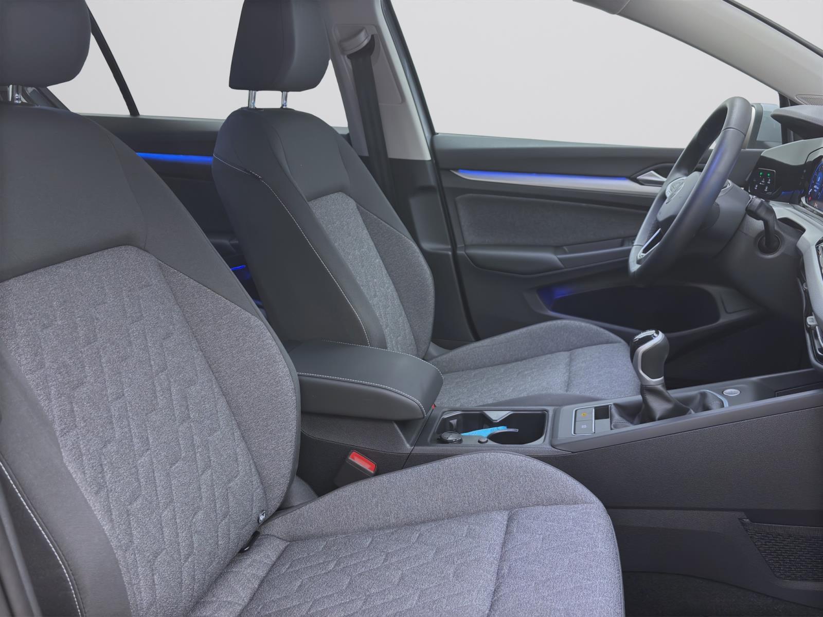 Bild 14: Volkswagen Golf 1.0 TSI MOVE AHK SITZHZG KAMERA PDC