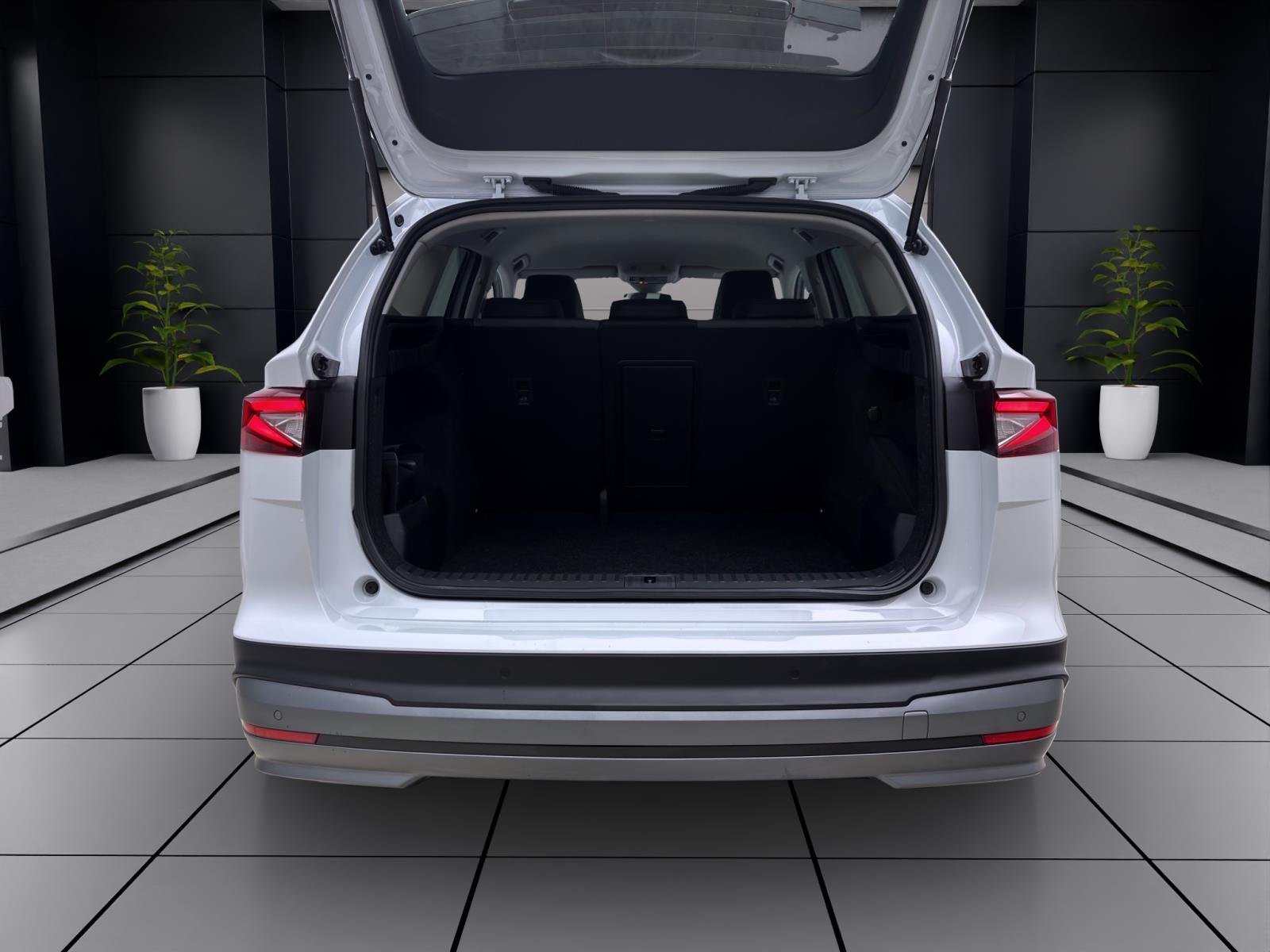 Skoda ENYAQ iV 60 LOFT NAVI ACC LED SITZHZG