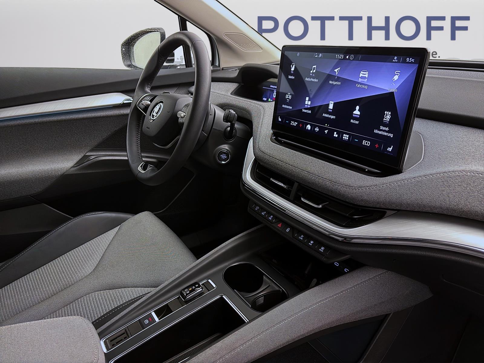 Skoda ENYAQ iV 60 LOFT NAVI ACC LED SITZHZG