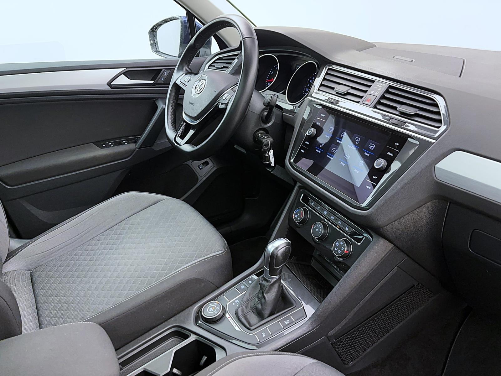 Volkswagen Tiguan 2.0 TSI DSG 4M COMFORTLINE PANO AHK ACC LIGHT-ASSIST