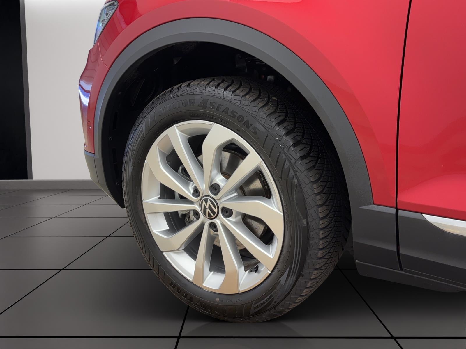Volkswagen T-Roc 1.5 TSI DSG StyleNavi LED+ ACC RearView LaneAssist