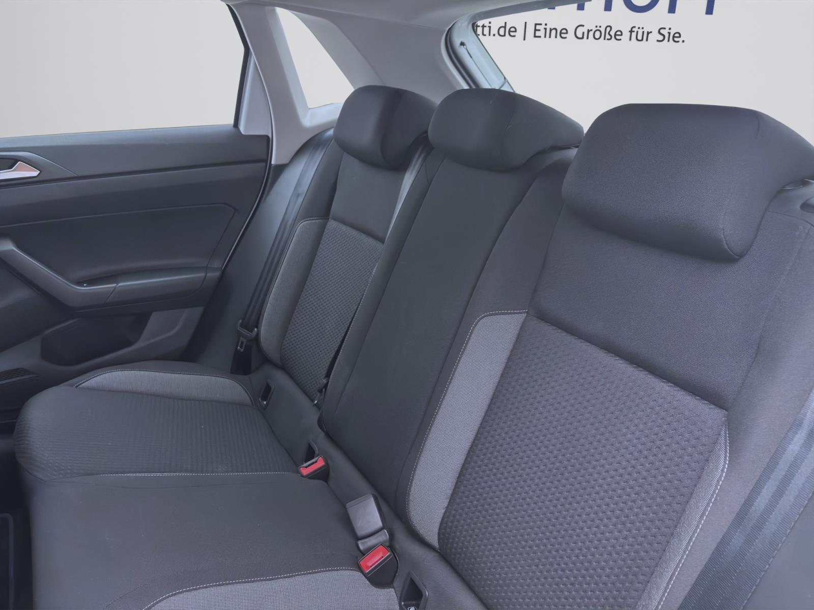 Volkswagen Polo 1.0 TSI DSG LIFE SITZHZG KLIMA D.COCKPIT LED
