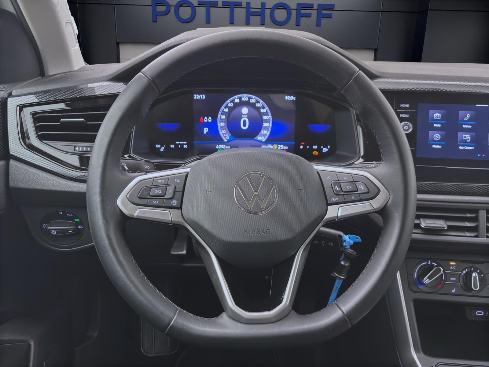 Volkswagen Polo 1.0 TSI DSG PDC SITZHZG KLIMA D.COCKPIT