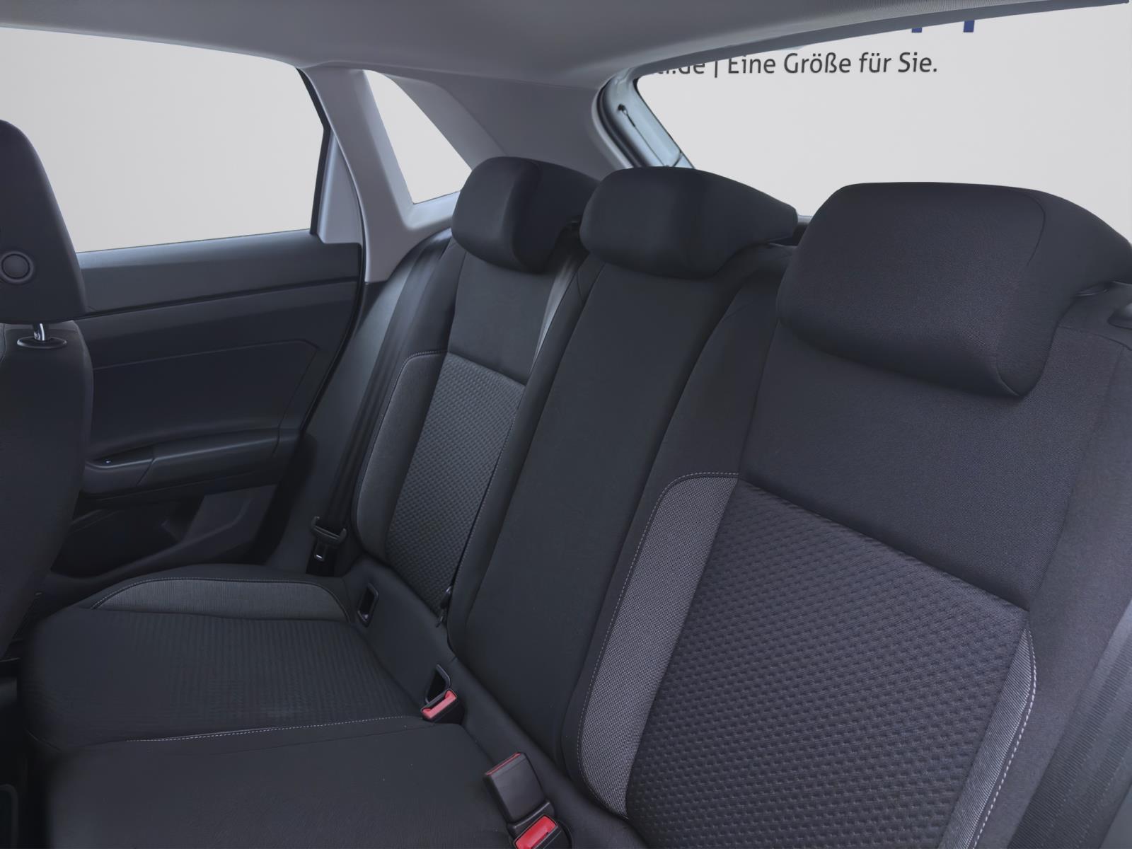 Volkswagen Polo 1.0 TSI DSG LIFE LED SITZHZG PDC DAB+
