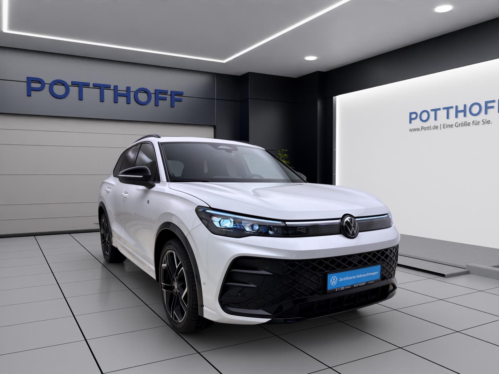 Volkswagen Tiguan 1.5 eTSI DSG R-LINE BLACK STYLE AHK NAVI