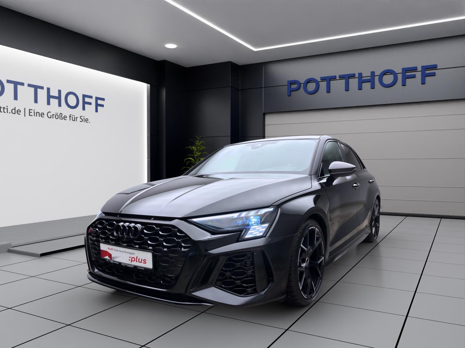 Audi RS3 Sportback PANO ACC MATRIX B&O HuD