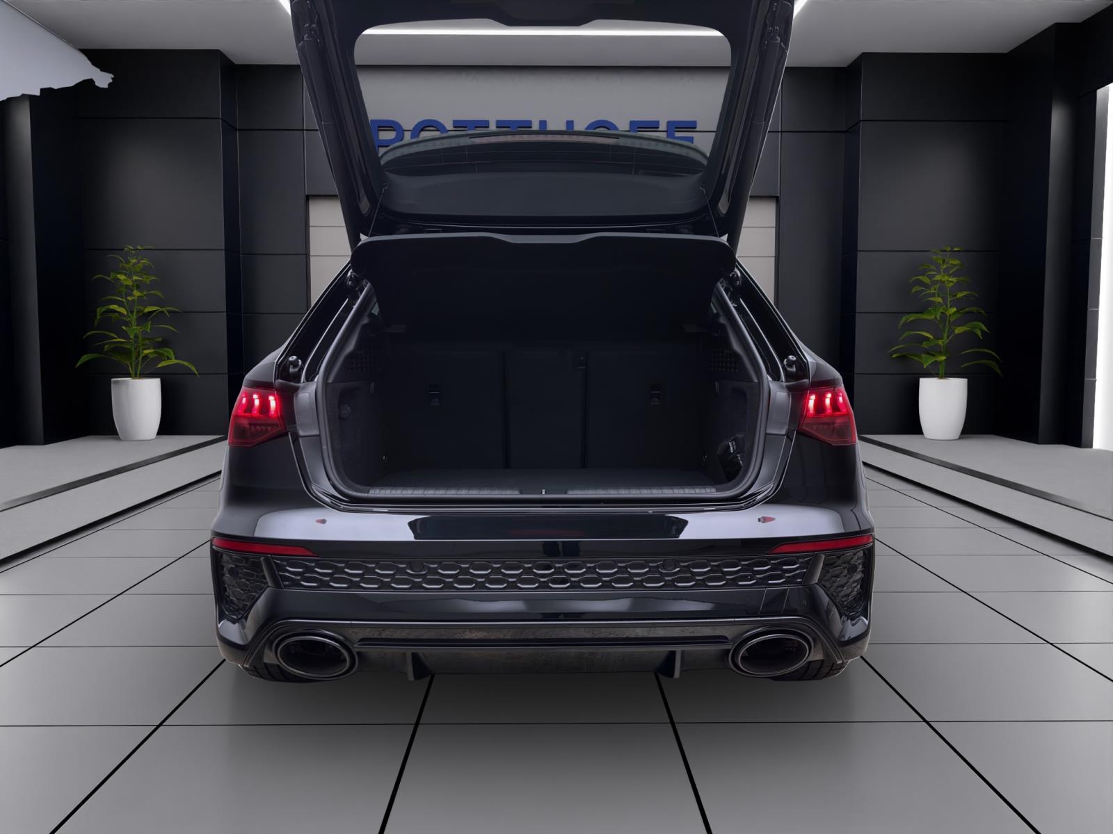 Audi RS3 Sportback PANO ACC MATRIX B&O HuD