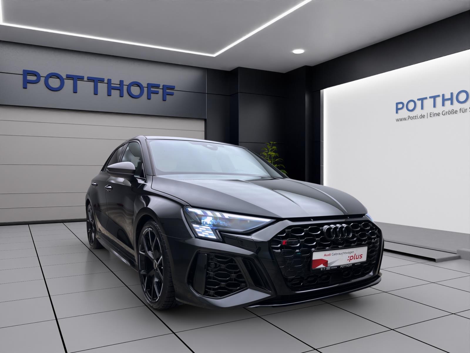 Audi RS3 Sportback PANO ACC MATRIX B&O HuD