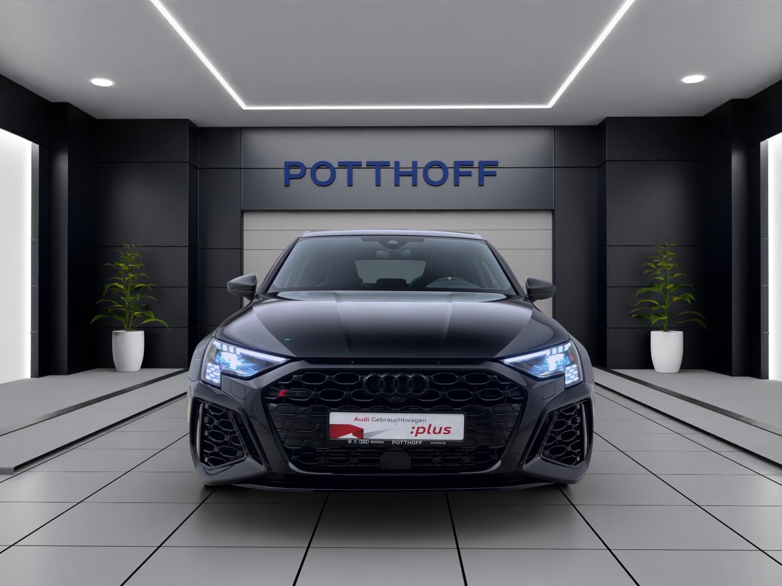 Audi RS3 Sportback PANO ACC MATRIX B&O HuD