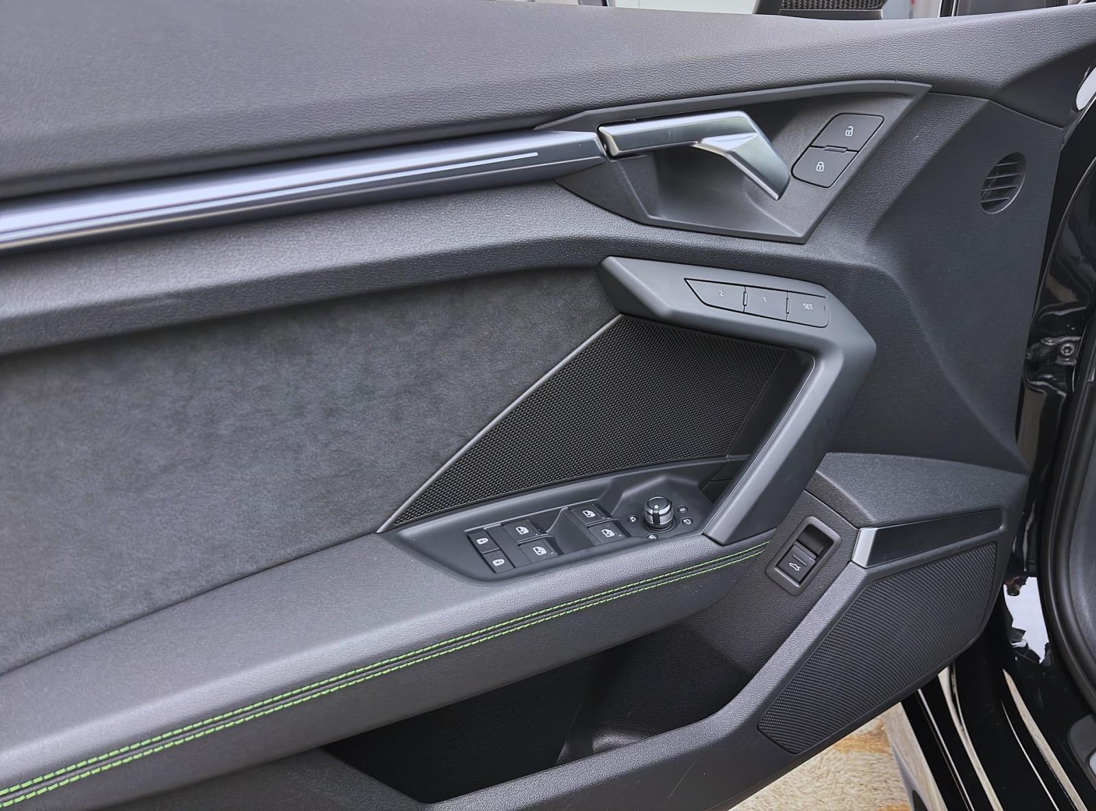 Audi RS3 Sportback PANO ACC MATRIX B&O HuD