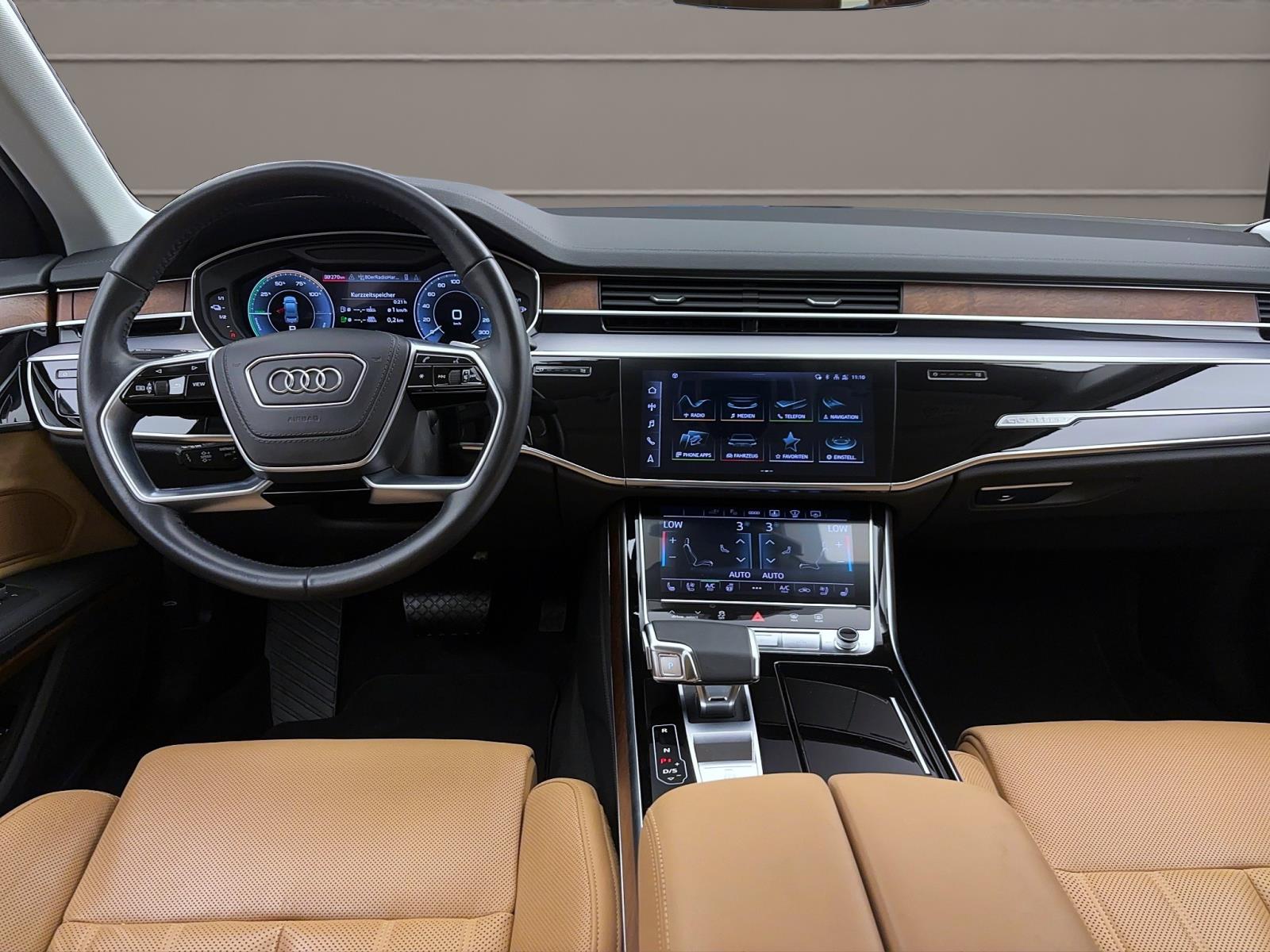 Audi A8 60 TFSIe Q LEDER ACC TOPVIEW MATRIX ALLRADLENKUNG