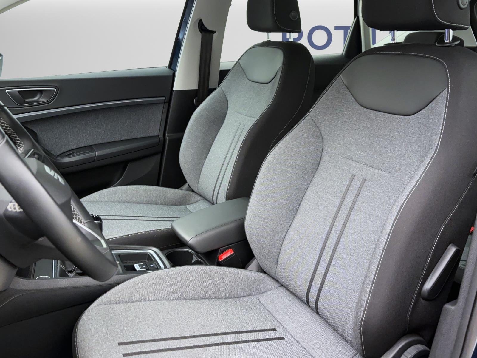 Seat Ateca 2.0 TDI StyleBEATS Navi AHK LED ParkAssist