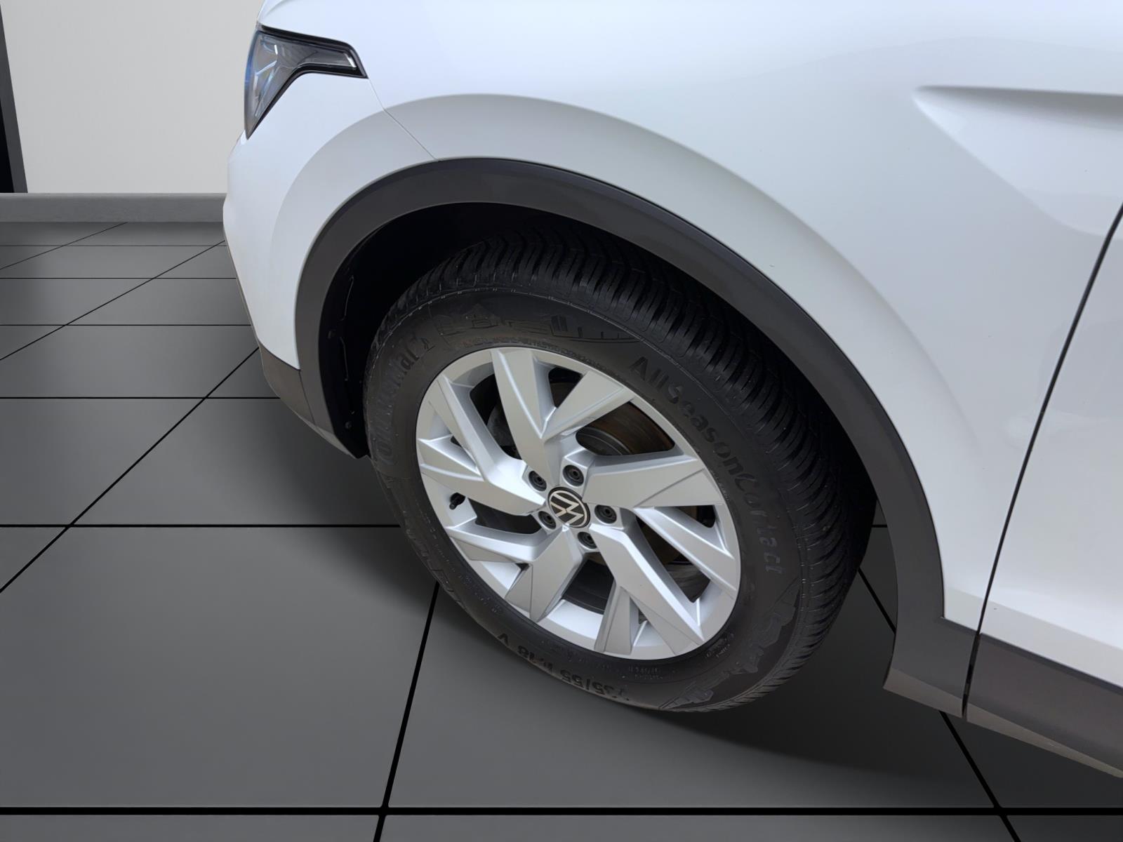 Volkswagen Tiguan 1.5 TSI MoveACC PDC Kamera LED Navi AppConnect