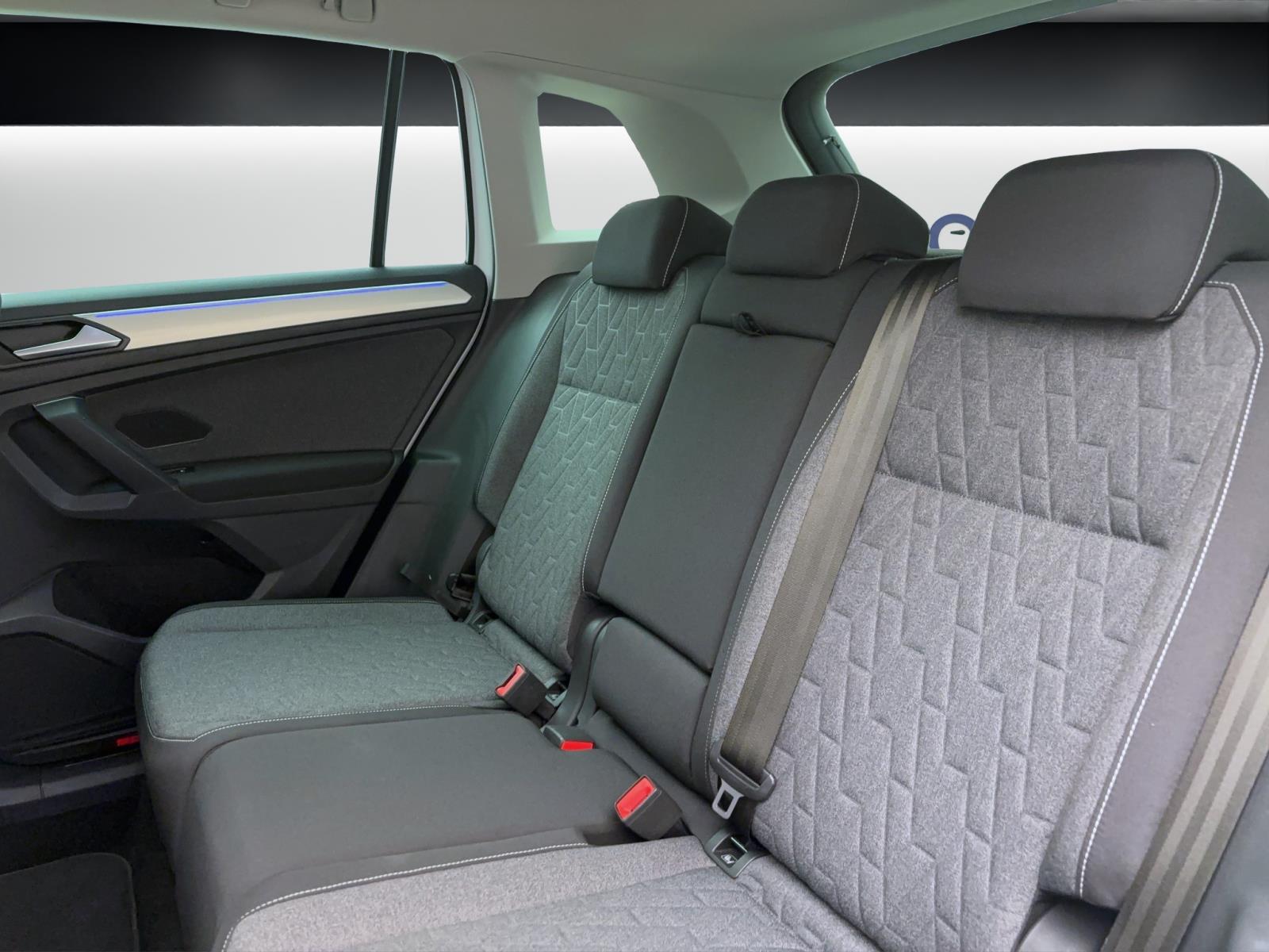 Volkswagen Tiguan 1.5 TSI MoveACC PDC Kamera LED Navi AppConnect