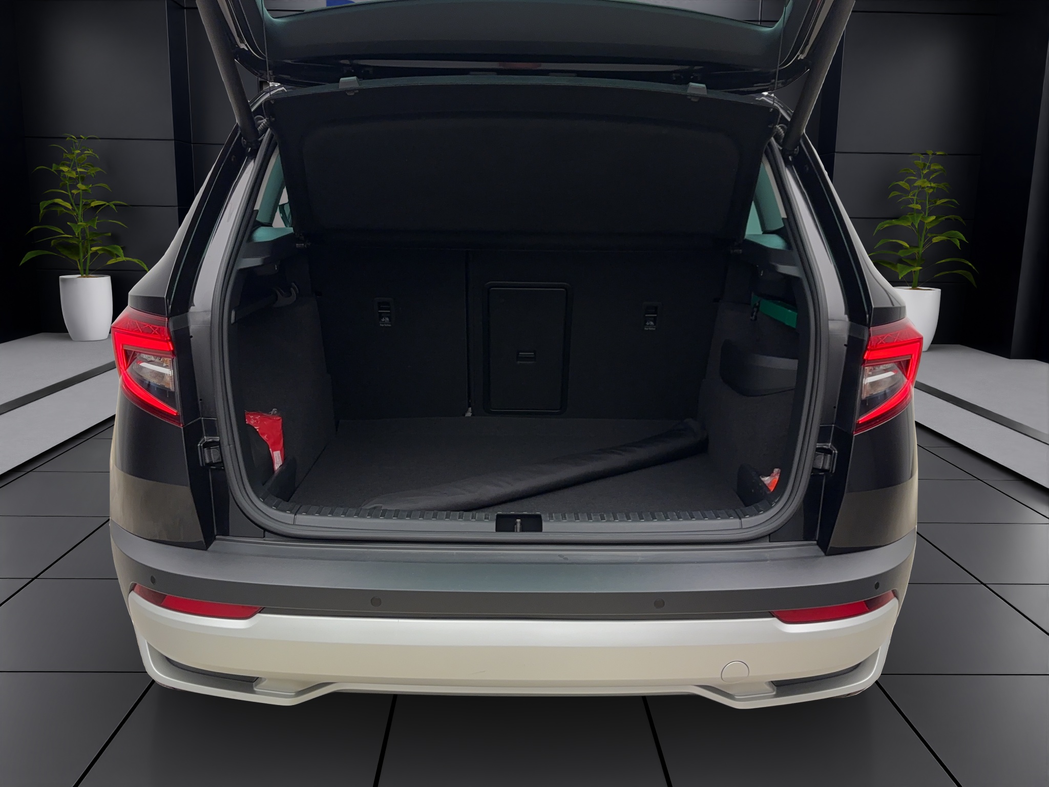 Skoda Karoq 2.0 TDI DSG Scout 4x4Navi LED RearAssist Sitzhzg
