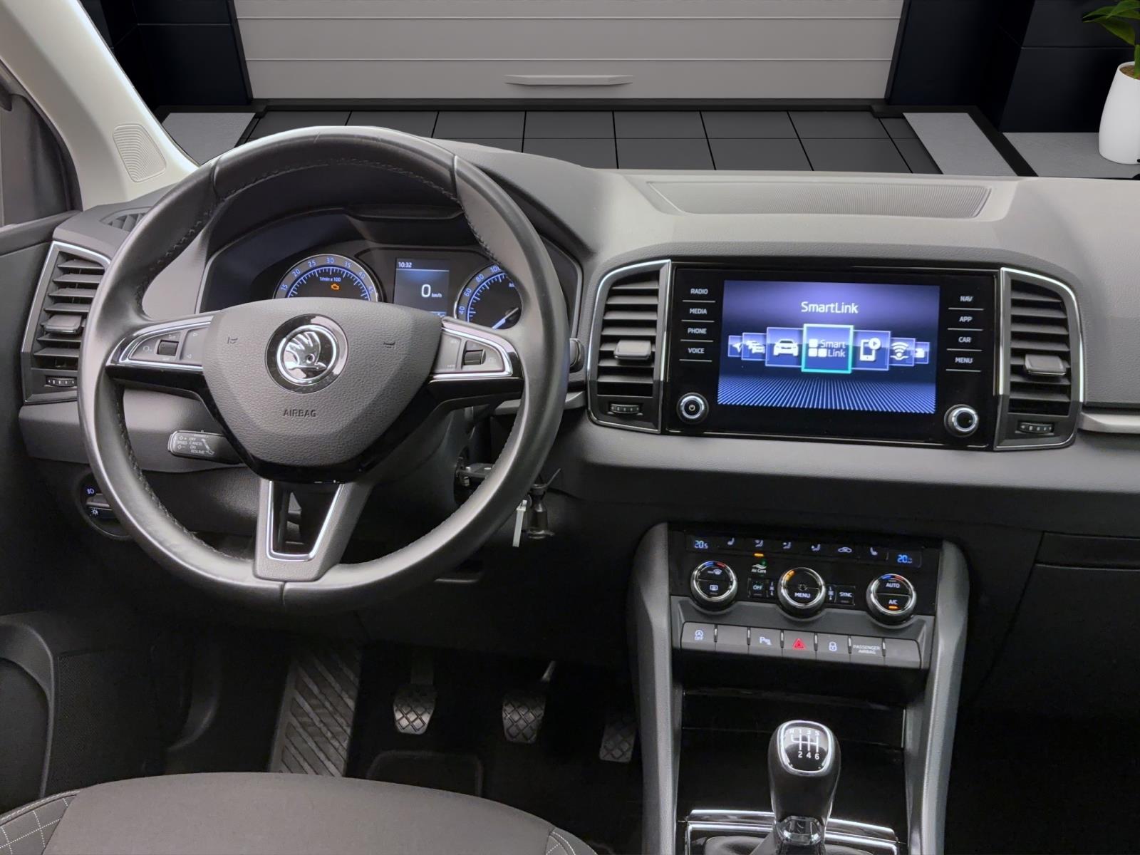Skoda Karoq 1.6 TDI Ambition Navi ACC Sitzhzg FrontAssist