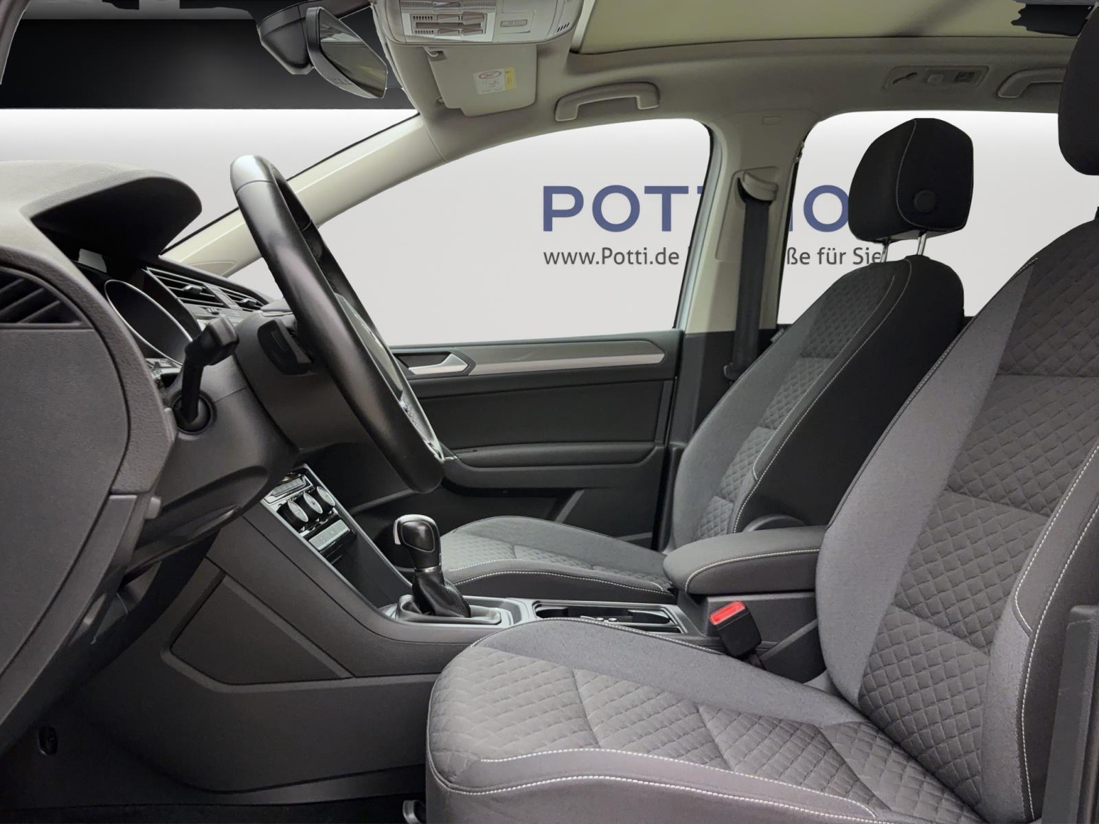 Volkswagen Touran 2.0 TDI DSG JoinPano AHK ACC PDC Navi Sitzhzg