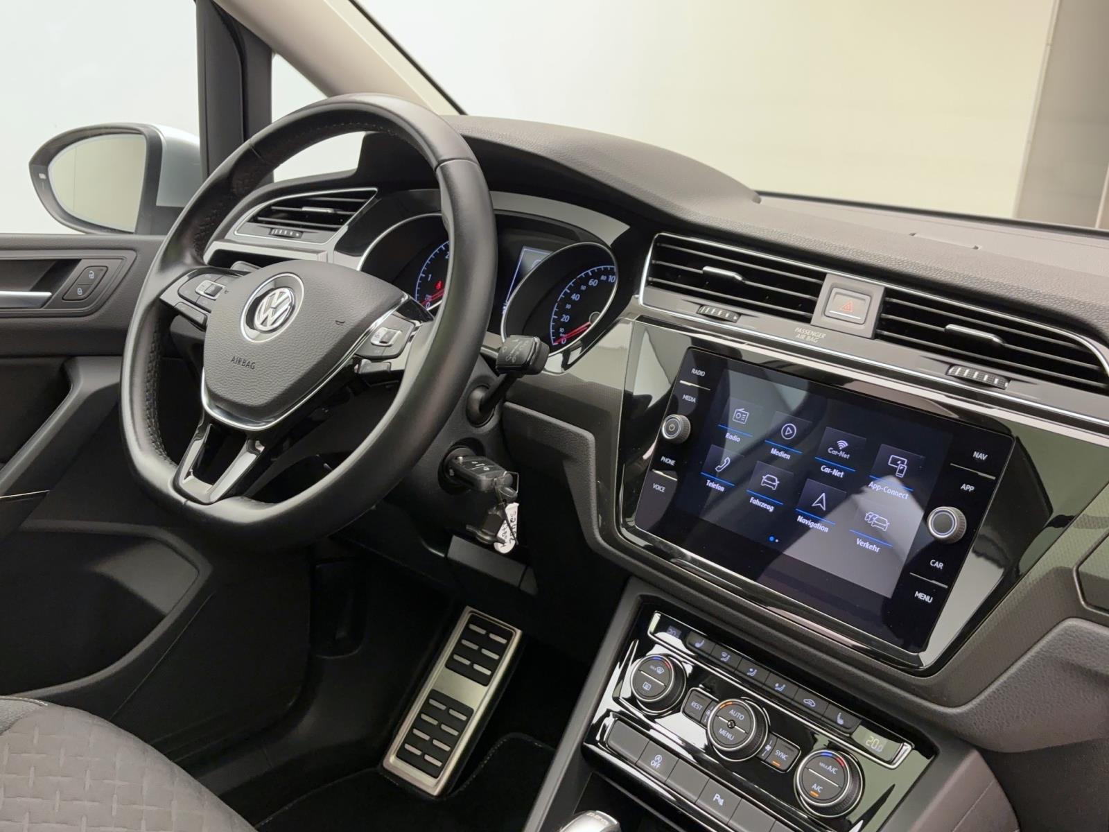 Volkswagen Touran 2.0 TDI DSG JoinPano AHK ACC PDC Navi Sitzhzg